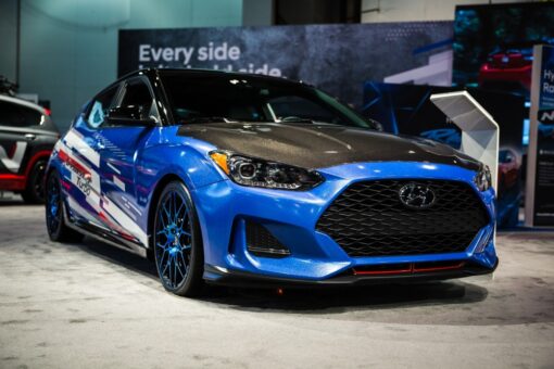 Seibon 2019+ carbon fiber hood OEM style - Image 2